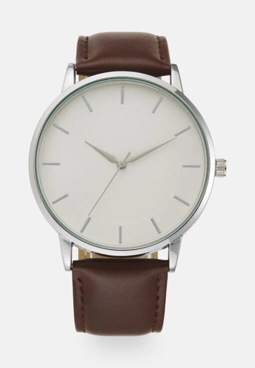 Pier One Horloge - Brown/Silvercoloured -Pier One 5cbea6e04e1b42edbfeb17dce23c134e scaled