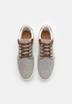 Pier One Unisex - Sneakers Laag - Light Grey 11 Pier One Unisex - Sneakers Laag - Light Grey -Pier One 60fe947ef8cf4df19401d326e0123b74