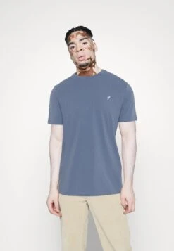 Pier One 3 Pack - T-Shirt Basic - White/Dark Blue/Blue 11 Pier One 3 Pack - T-Shirt Basic - White/Dark Blue/Blue -Pier One 6359f2f0ba594c00a193d6d49f6184e3