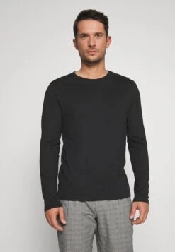 Pier One 2 Pack - Longsleeve - White/Black 11 Pier One 2 Pack - Longsleeve - White/Black -Pier One 77d1f130bf974783921531825fa29315