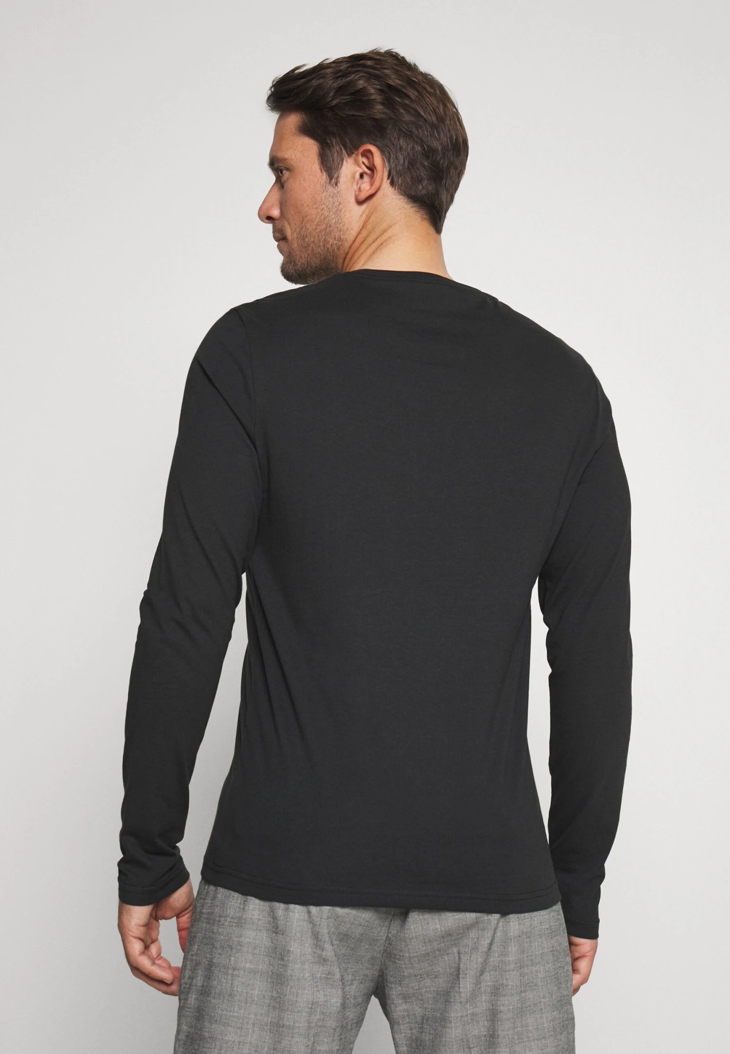 Pier One 2 Pack - Longsleeve - White/Black 6 Pier One 2 Pack - Longsleeve - White/Black - Afbeelding 4