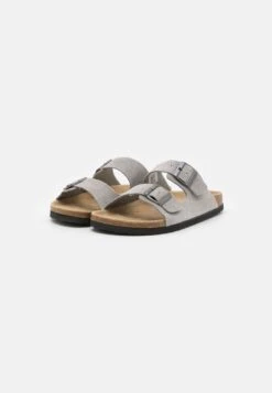 Bestsellers -Pier One bd2e4ce1ee9949f98ff5a2efe647911e