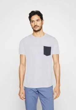 Pier One 2 Pack - T-Shirt Print - White/Multi-Coloured 12 Pier One 2 Pack - T-Shirt Print - White/Multi-Coloured -Pier One bfa085749dde454eb933099145dd2bda